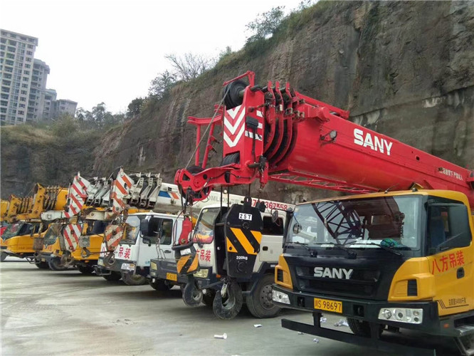 孝昌县吊车出租按什么计费？台班费、单次费、里程费怎么算？